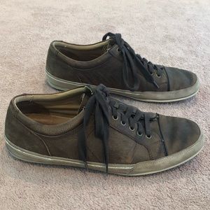 John Varvatos Brown Leather Lowtop Sz 9.5